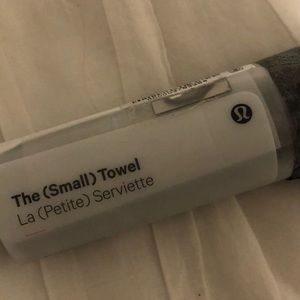 NWT Lululemon micro fiber workout towel